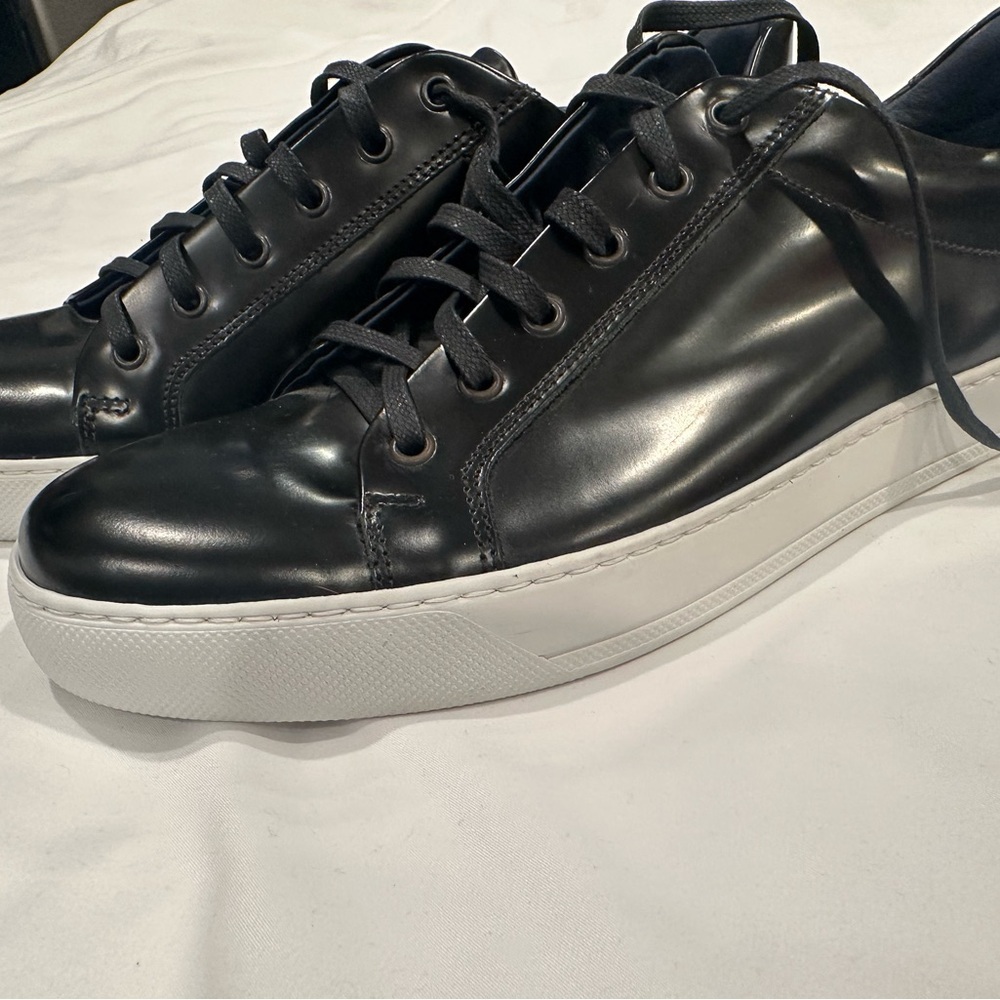 Kenneth Cole Black Leather Sneakers with White Sole